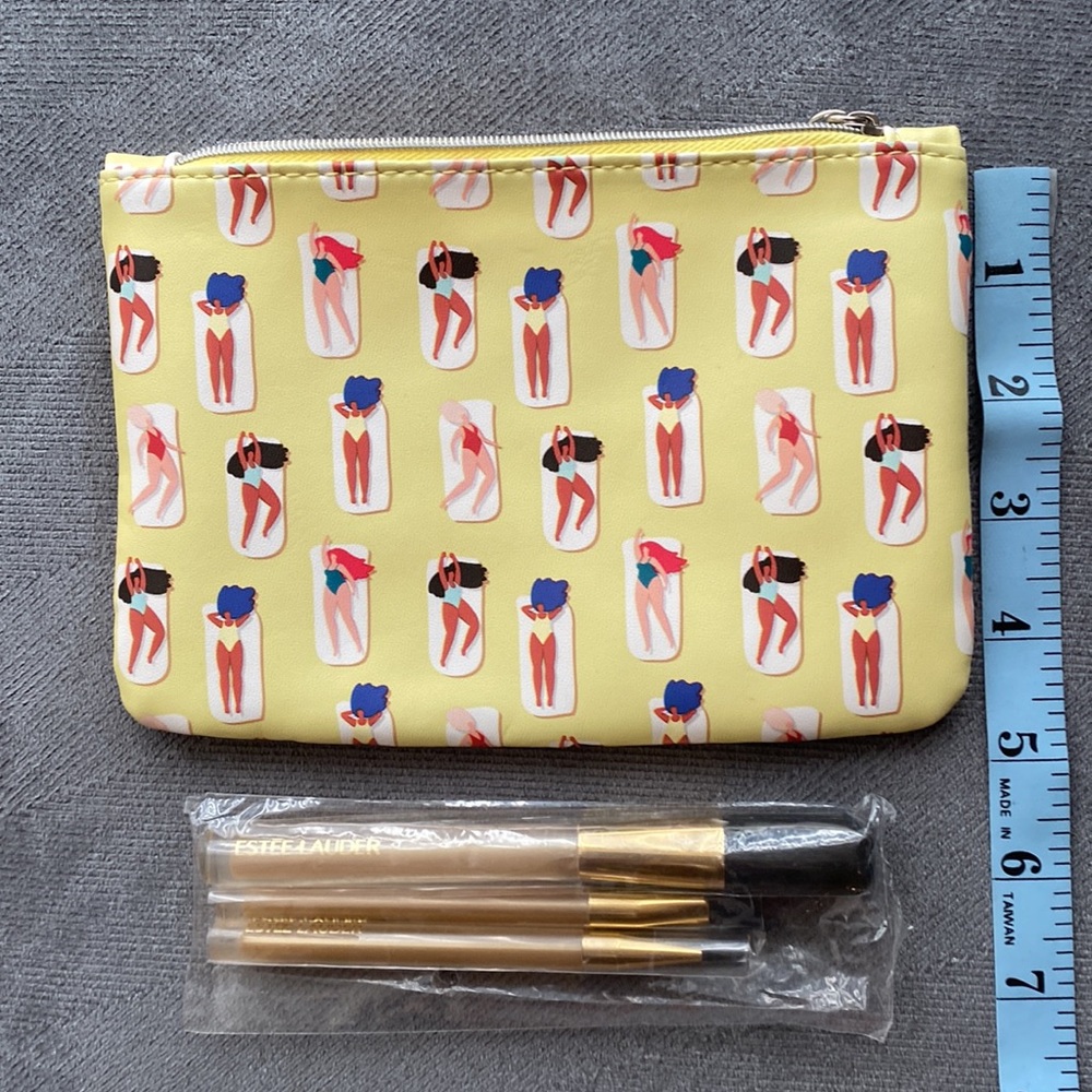 Ipsy Makeup Bag New with Brushes - Picture 9 of 10